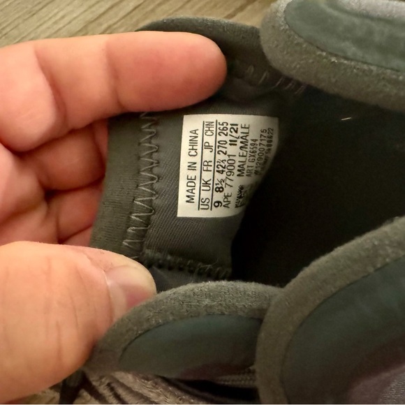 Yeezy Adidas Quantum Basketball Men Size 9 - Picture 3 of 5